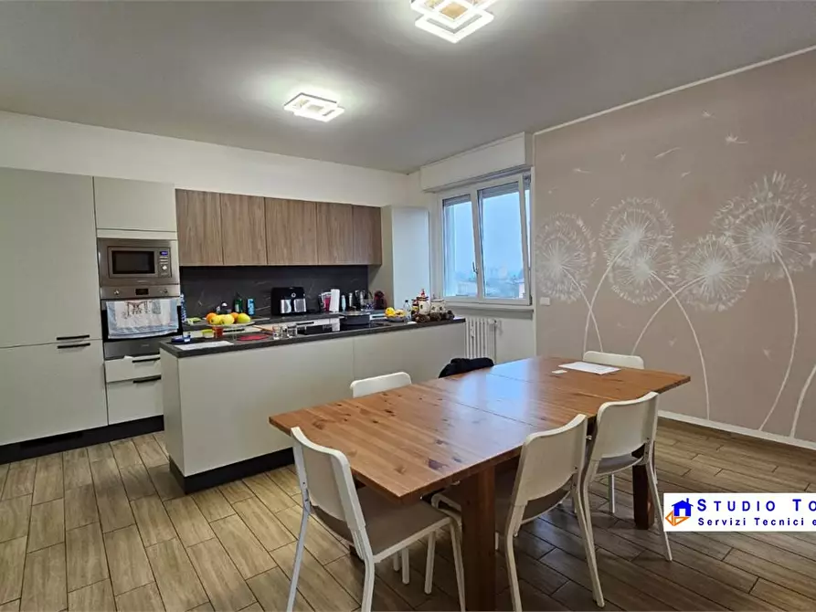 Immagine 3 di Appartamento in vendita  a Bollate