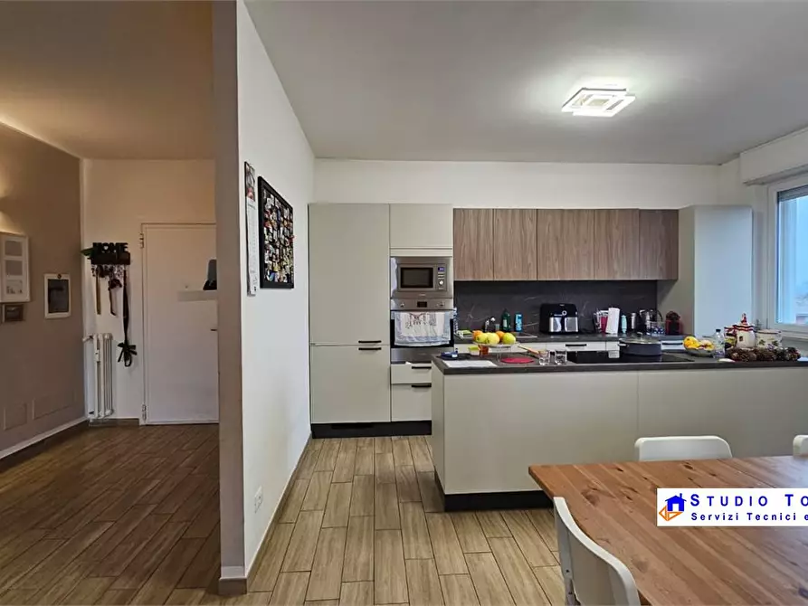 Immagine 4 di Appartamento in vendita  a Bollate