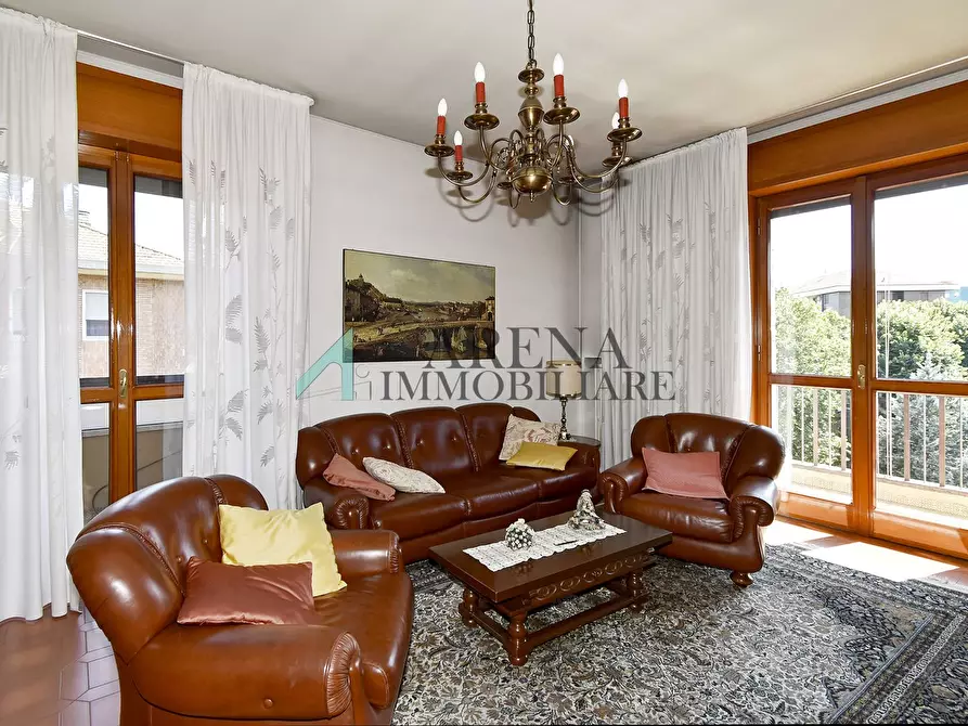 Immagine 1 di Appartamento in vendita  8 a Milano