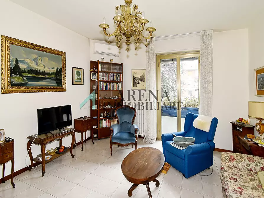 Immagine 1 di Appartamento in vendita  19 a Milano