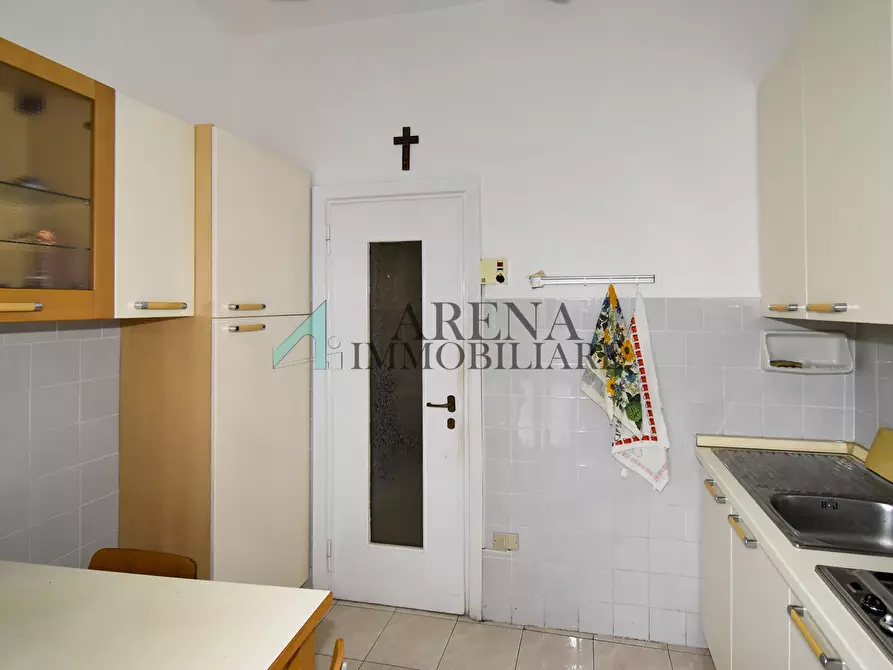 Immagine 5 di Appartamento in vendita  19 a Milano