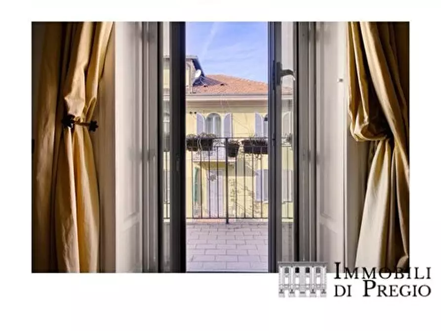 Immagine 4 di Appartamento in vendita  a Milano