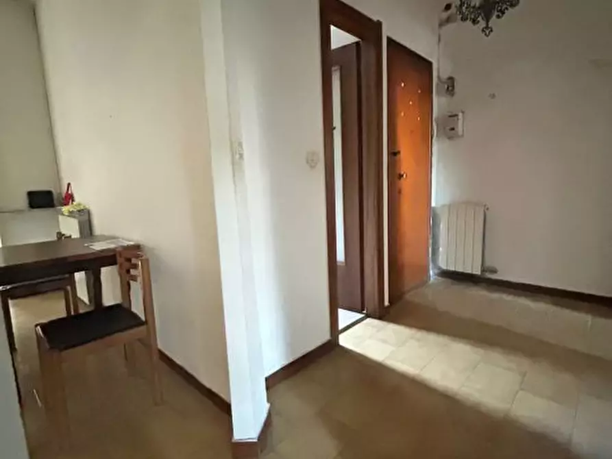 Immagine 2 di Appartamento in vendita  16 a Milano