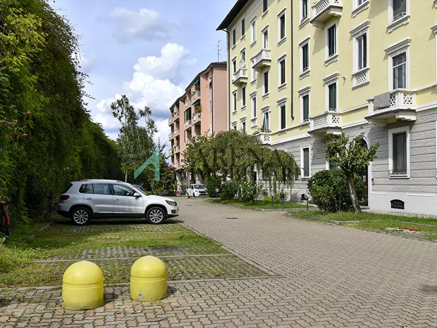 Immagine 1 di Appartamento in vendita  1 a Milano
