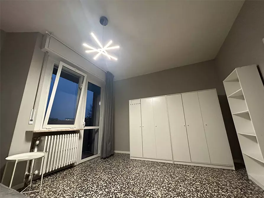 Immagine 10 di Appartamento in vendita  5 a Milano