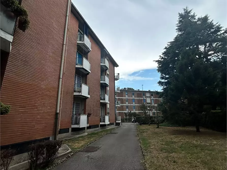 Immagine 5 di Appartamento in vendita  5 a Milano