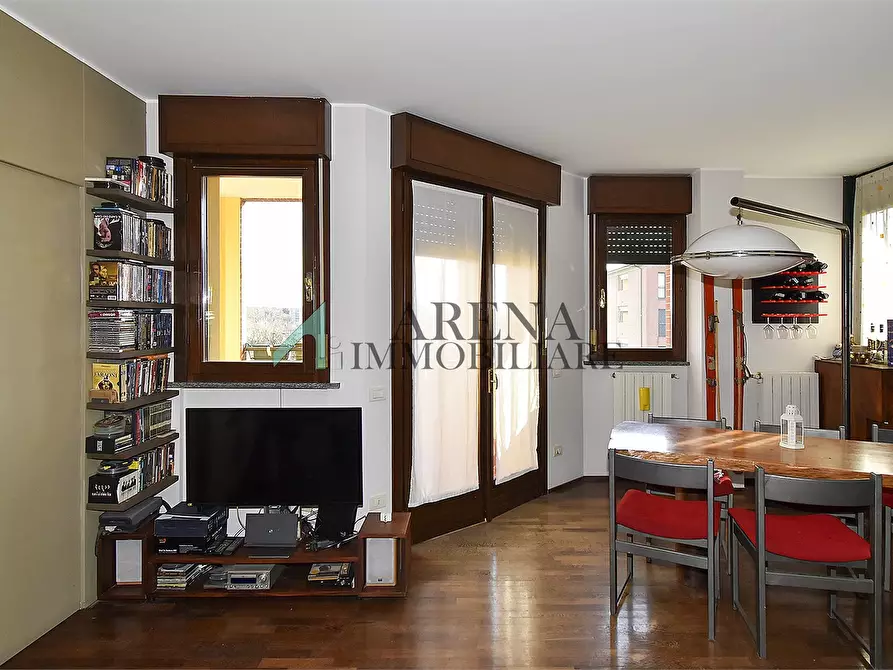 Immagine 5 di Appartamento in vendita  4 a Milano