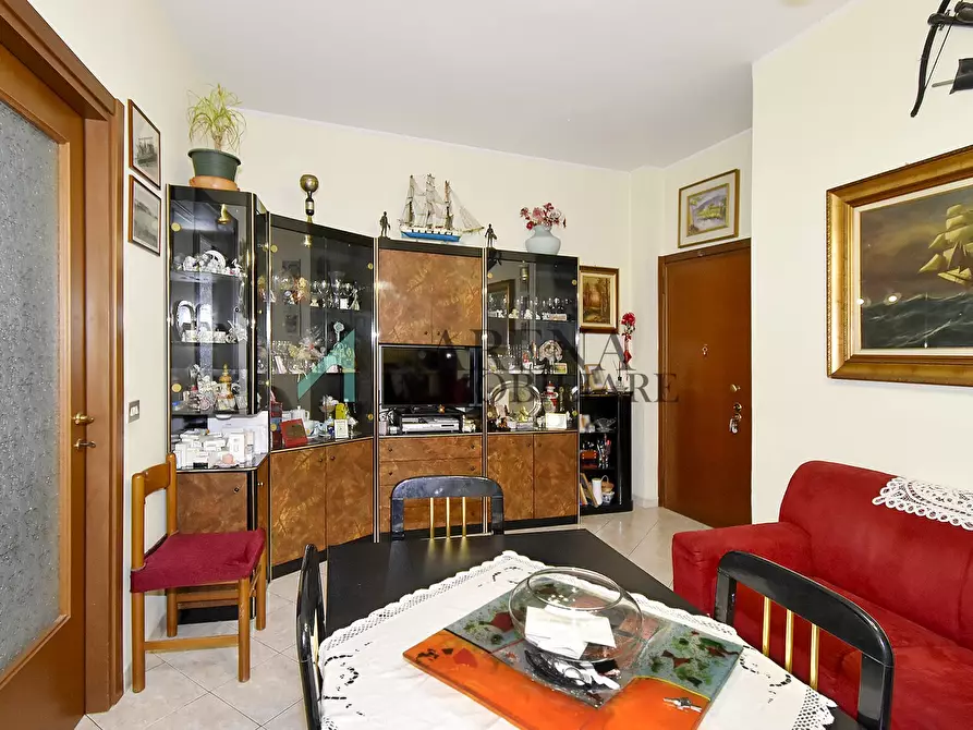 Immagine 5 di Appartamento in vendita  5 a Milano