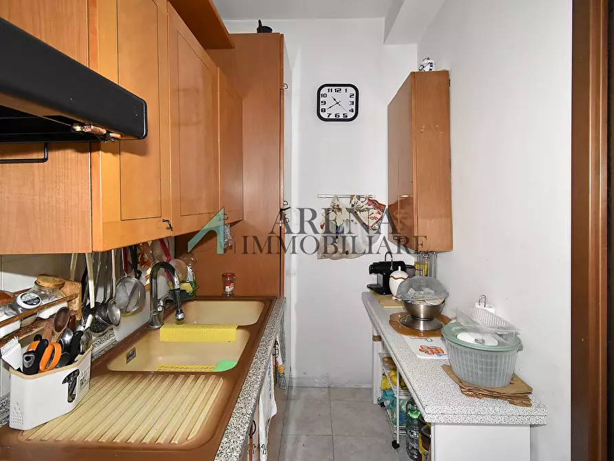 Immagine 9 di Appartamento in vendita  5 a Milano