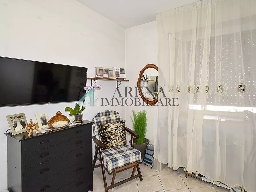 Immagine 10 di Appartamento in vendita  5 a Milano