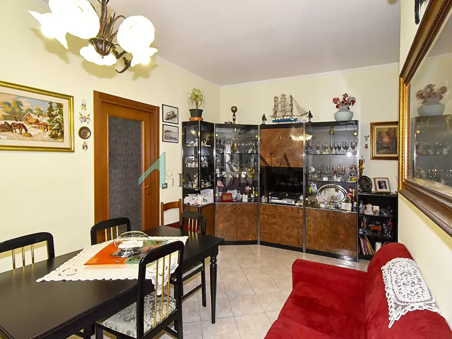 Immagine 3 di Appartamento in vendita  5 a Milano