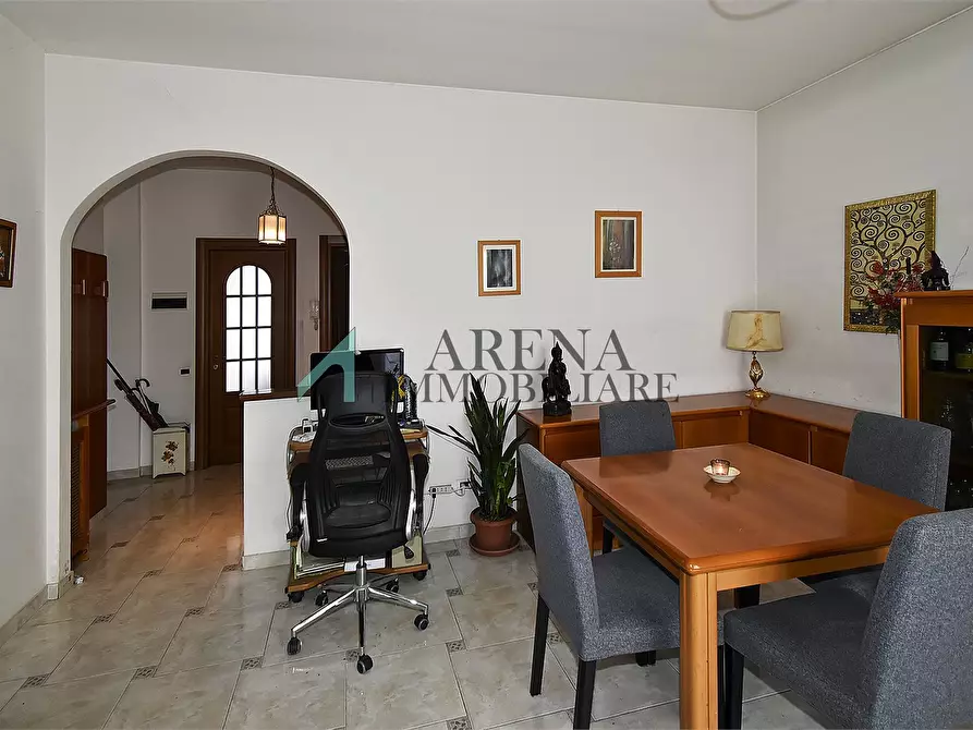 Immagine 6 di Appartamento in vendita  16 a Milano