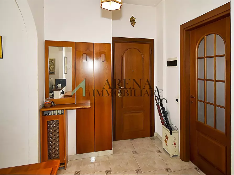 Immagine 7 di Appartamento in vendita  16 a Milano