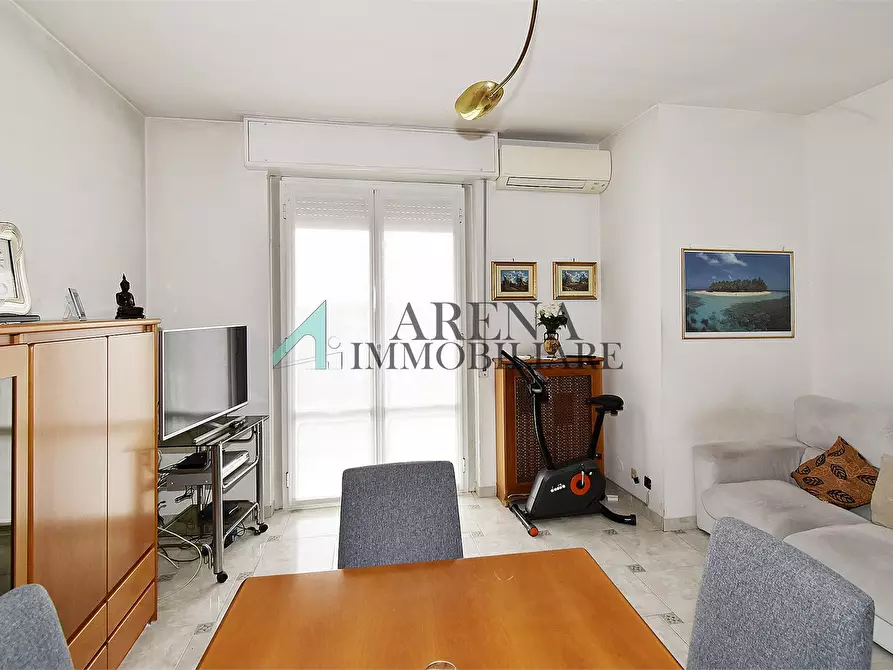Immagine 3 di Appartamento in vendita  16 a Milano