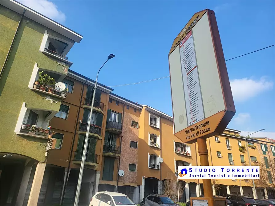 Immagine 9 di Appartamento in vendita  27 a Milano