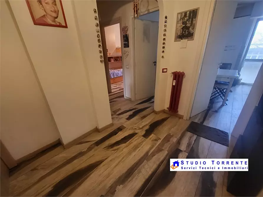 Immagine 10 di Appartamento in vendita  27 a Milano