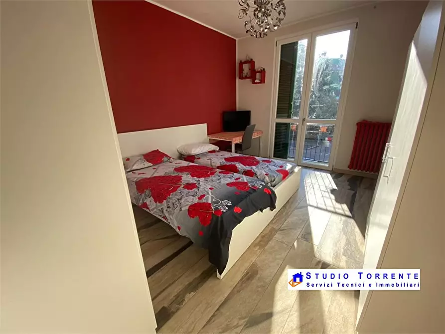 Immagine 8 di Appartamento in vendita  27 a Milano