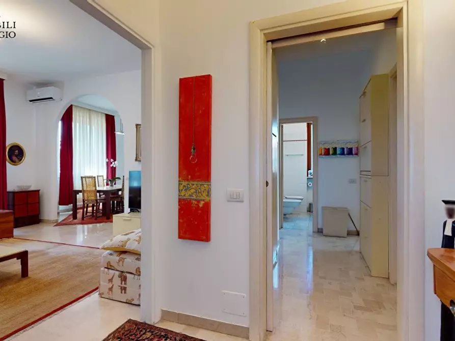 Immagine 8 di Appartamento in vendita  a Milano