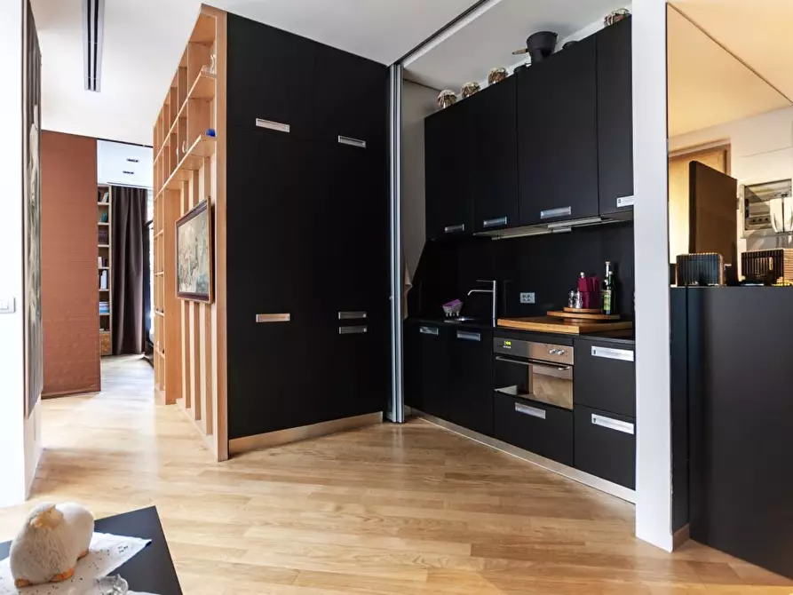 Immagine 1 di Appartamento in vendita  a Milano