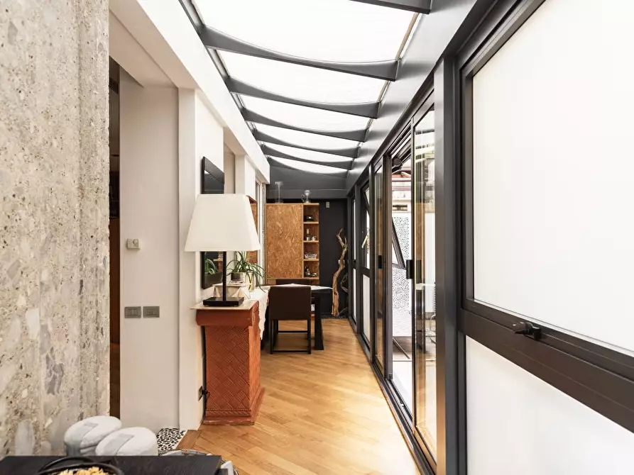 Immagine 9 di Appartamento in vendita  a Milano