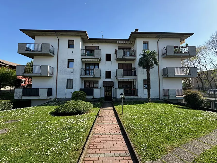 Immagine 1 di Appartamento in vendita  a Villa Cortese