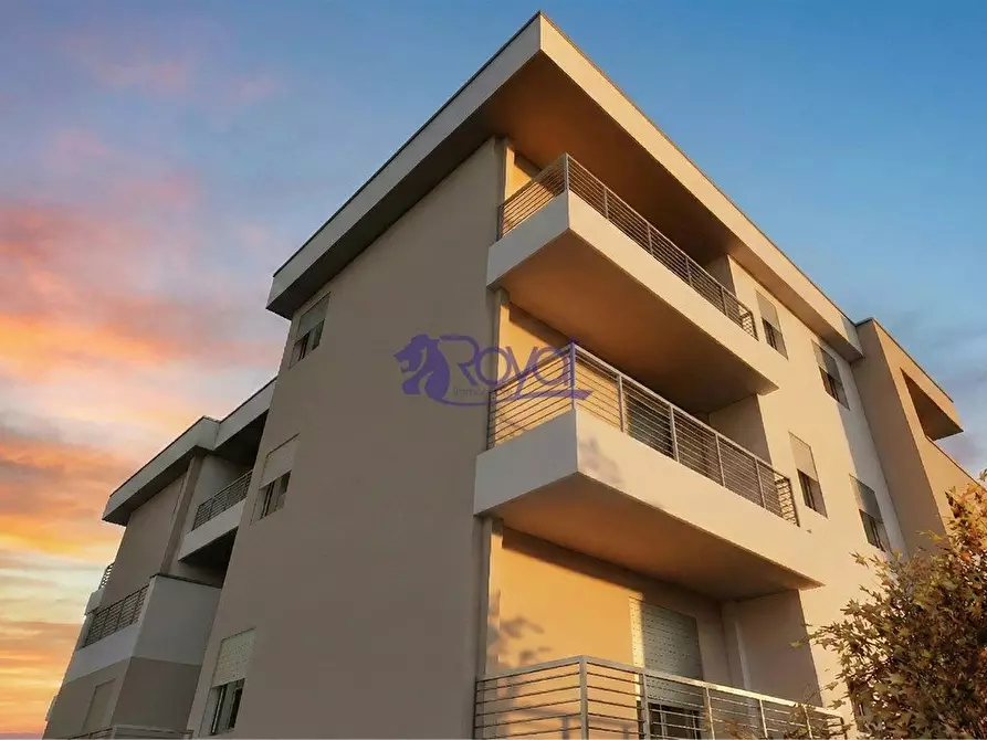 Immagine 4 di Appartamento in vendita  a Parabiago