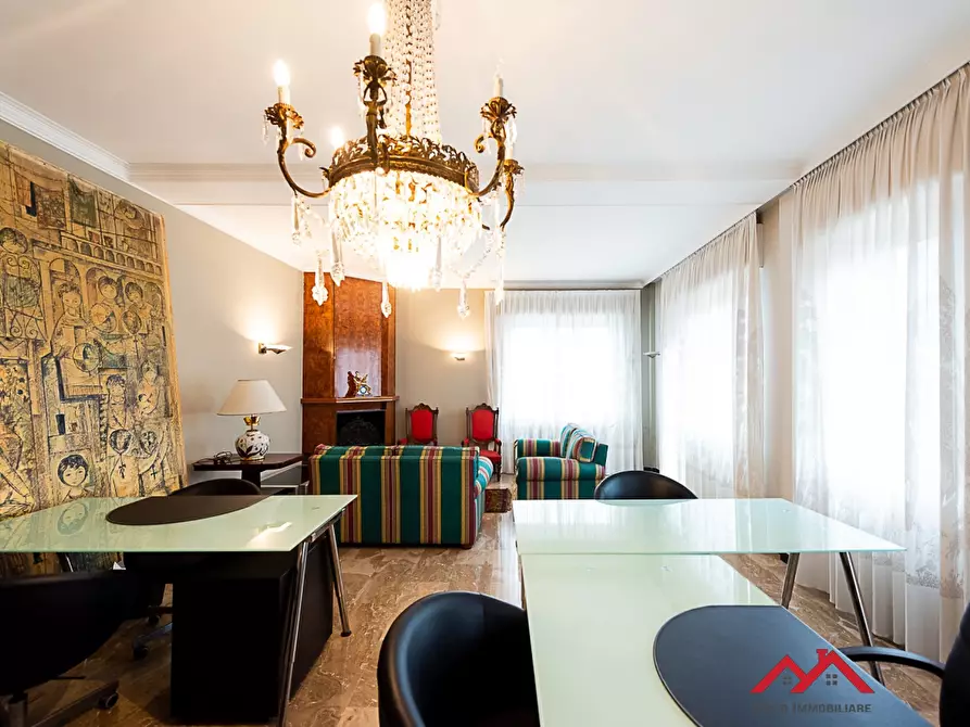 Immagine 2 di Appartamento in vendita  a Segrate