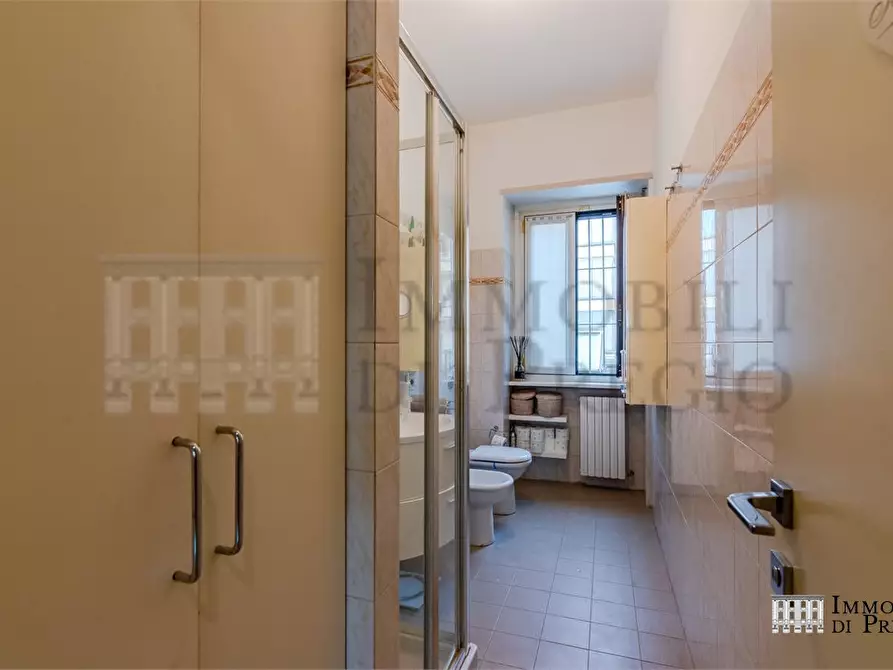 Immagine 8 di Appartamento in vendita  a Milano