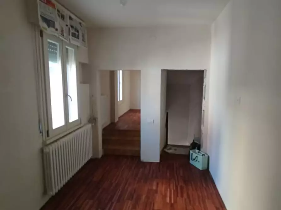 Immagine 10 di Appartamento in vendita  a Carpi