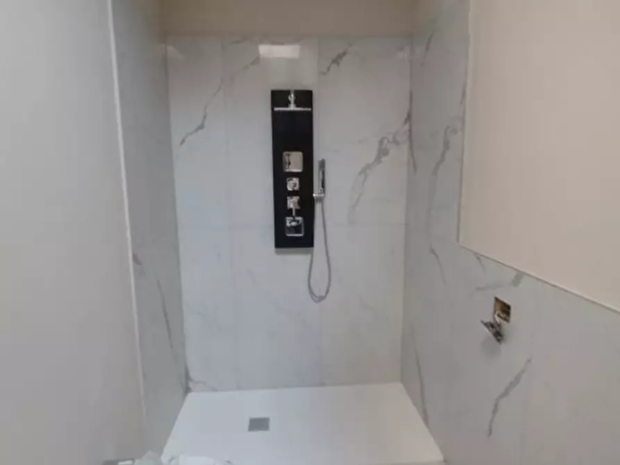 Immagine 8 di Appartamento in vendita  a Carpi