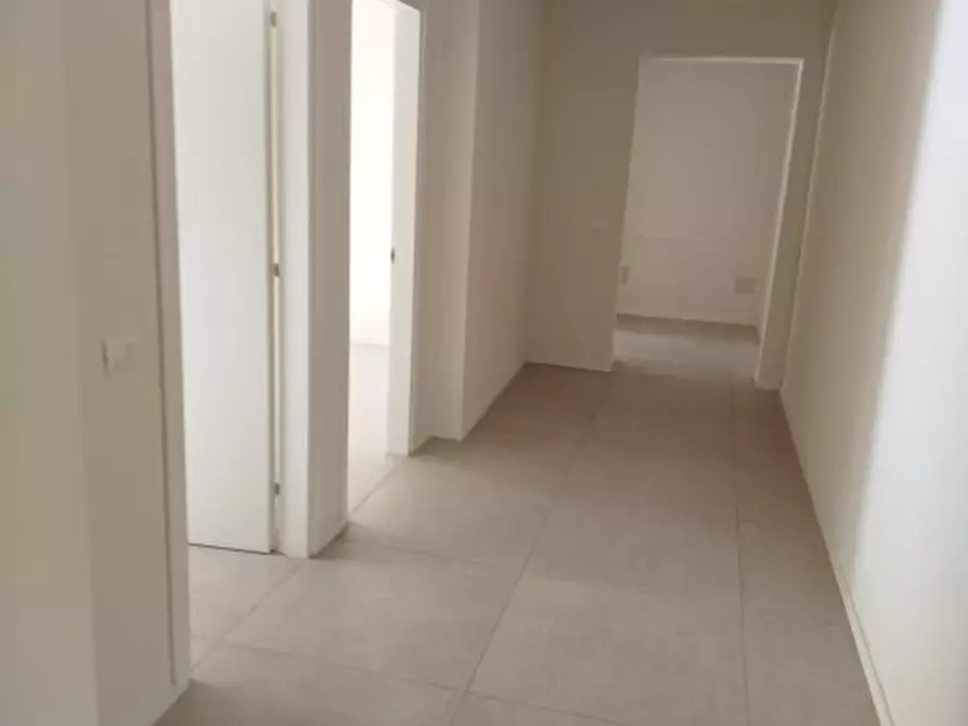 Immagine 1 di Appartamento in vendita  a Carpi