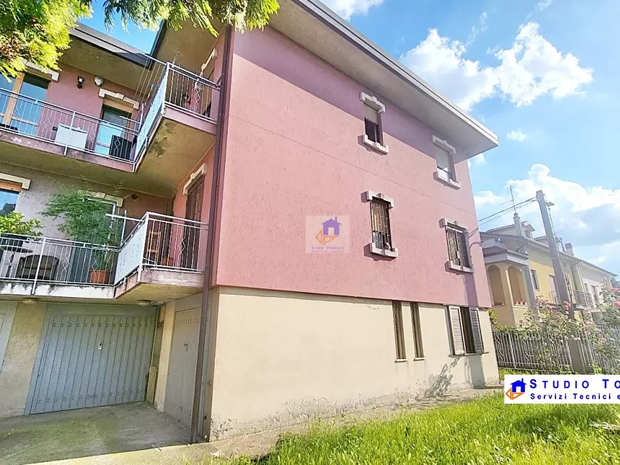 Immagine 1 di Appartamento in vendita  1 a Nova Milanese