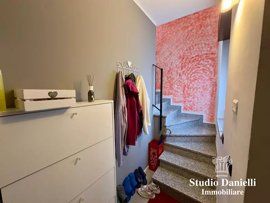 Immagine 4 di Casa indipendente in vendita  26 a Verano Brianza