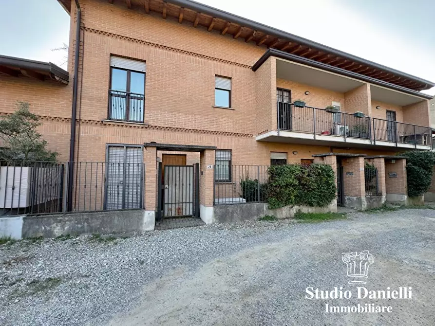 Immagine 2 di Casa indipendente in vendita  26 a Verano Brianza