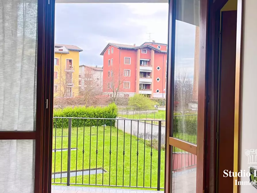 Immagine 9 di Appartamento in vendita  14 a Besana In Brianza