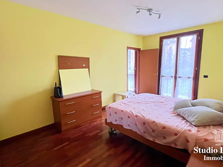 Immagine 10 di Appartamento in vendita  14 a Besana In Brianza