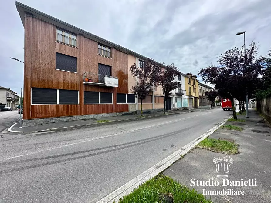 Immagine 2 di Appartamento in vendita  80 a Cesano Maderno