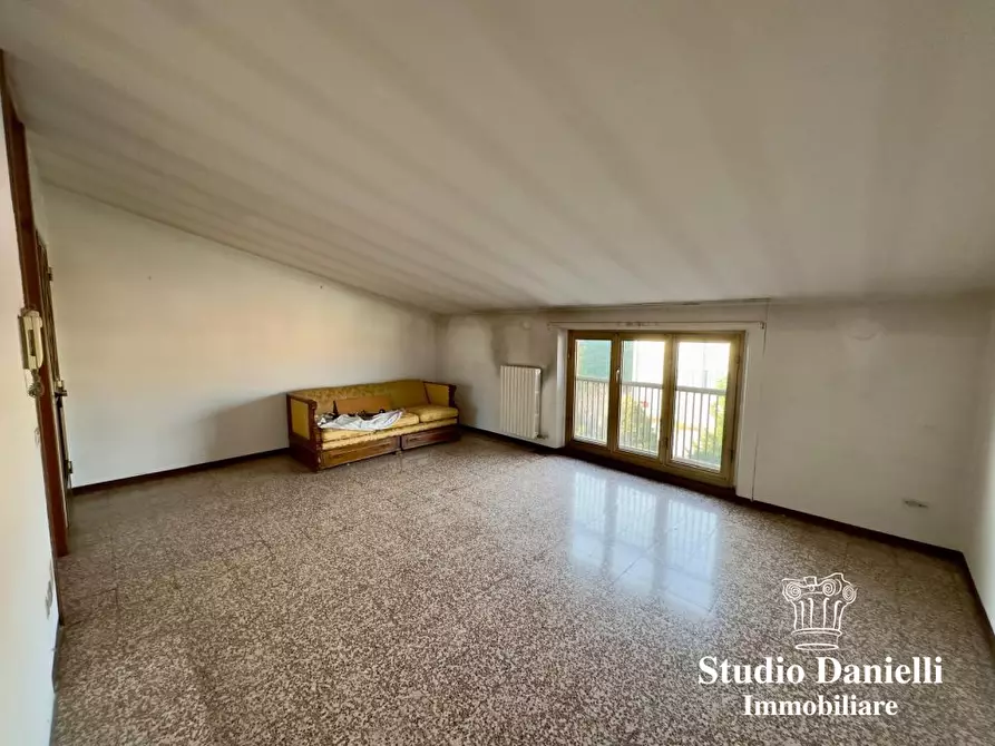 Immagine 6 di Appartamento in vendita  80 a Cesano Maderno