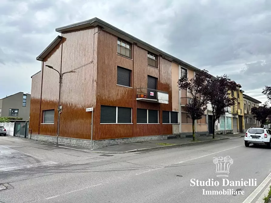 Immagine 3 di Appartamento in vendita  80 a Cesano Maderno