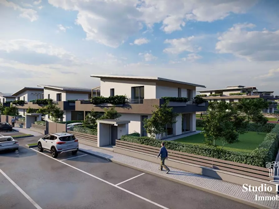 Immagine 10 di Appartamento in vendita  a Carate Brianza