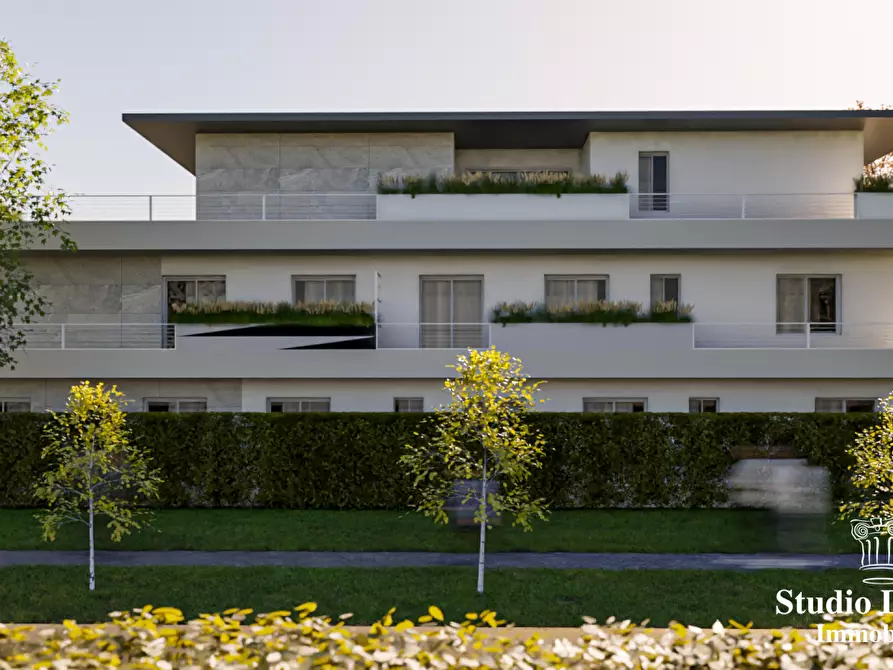 Immagine 2 di Appartamento in vendita  a Carate Brianza