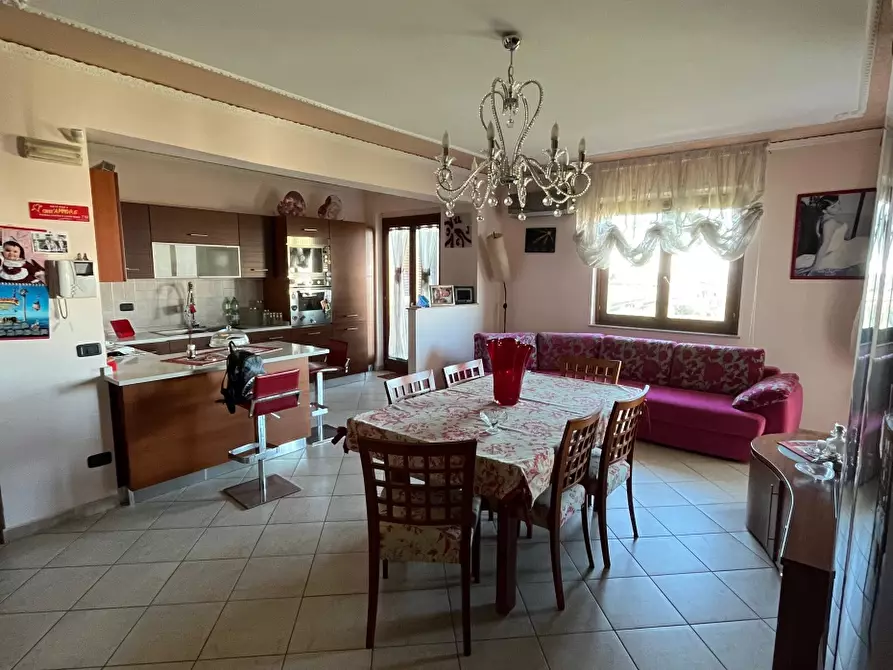 Immagine 1 di Appartamento in vendita  a Orta Di Atella