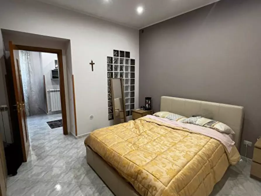 Immagine 10 di Appartamento in vendita  a Afragola