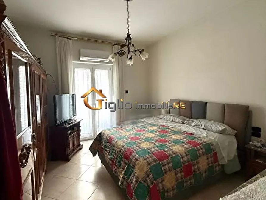 Immagine 10 di Appartamento in vendita  a Casoria