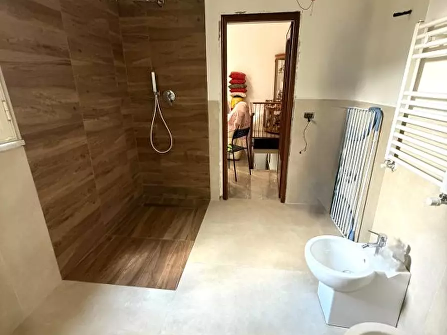 Immagine 8 di Appartamento in vendita  a Afragola