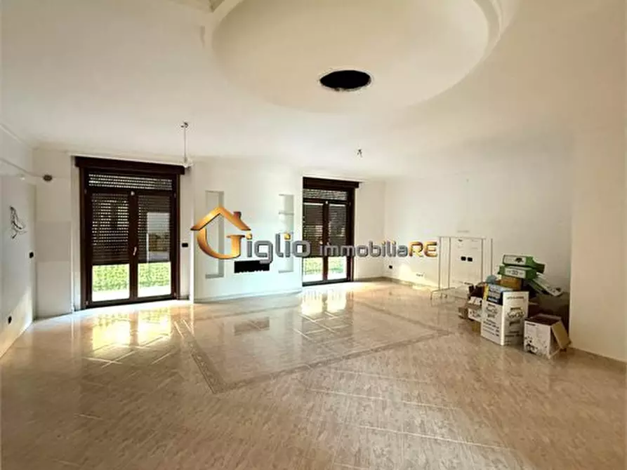 Immagine 1 di Appartamento in vendita  a Casoria