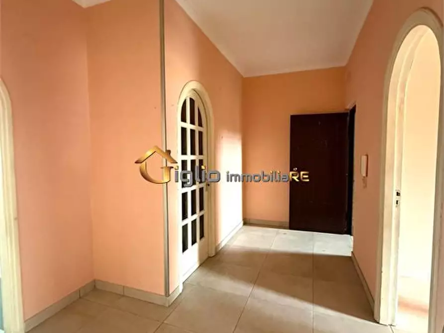 Immagine 5 di Appartamento in vendita  a Casoria