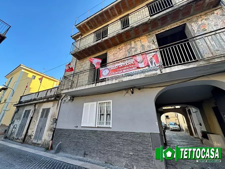 Immagine 2 di Appartamento in vendita  a Brusciano