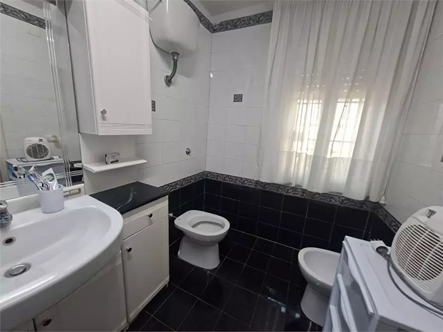 Immagine 8 di Appartamento in vendita  a Torre Annunziata