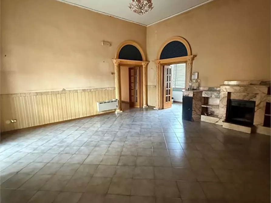 Immagine 10 di Appartamento in vendita  a Acerra